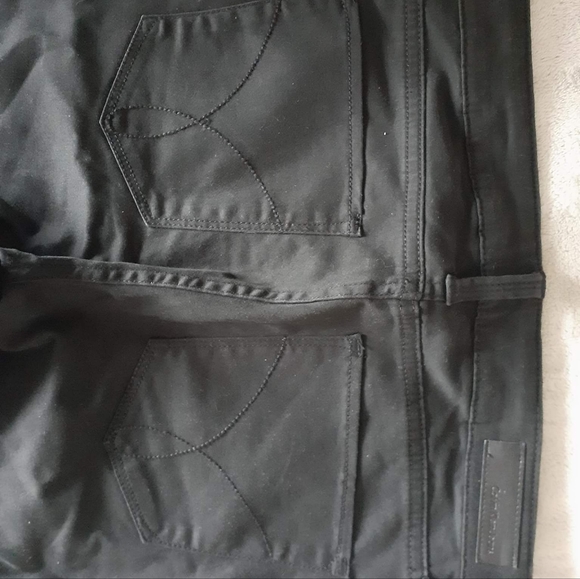 Calvin Klein Black Jeans sz 4, nwt - Picture 4 of 8